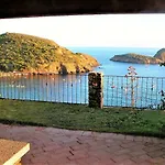 Erste Villa